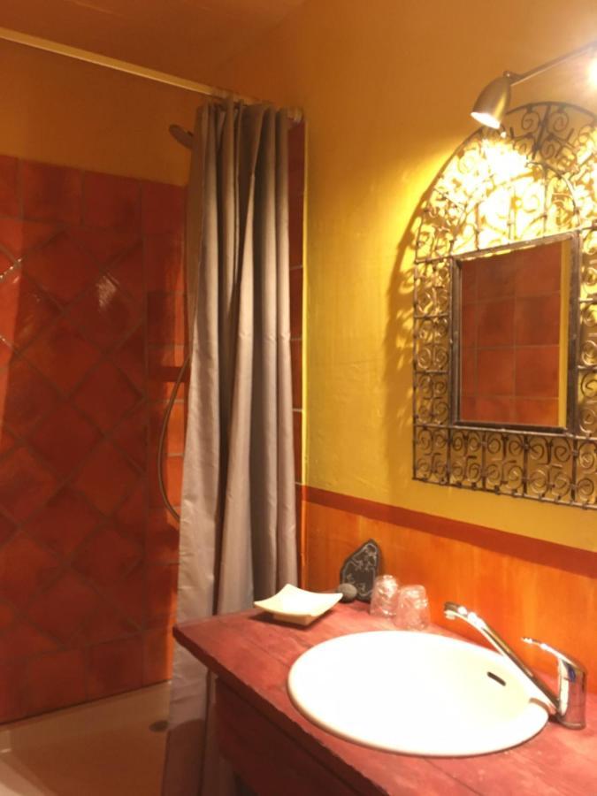En Bord De Seine Bed & Breakfast Vetheuil Ngoại thất bức ảnh