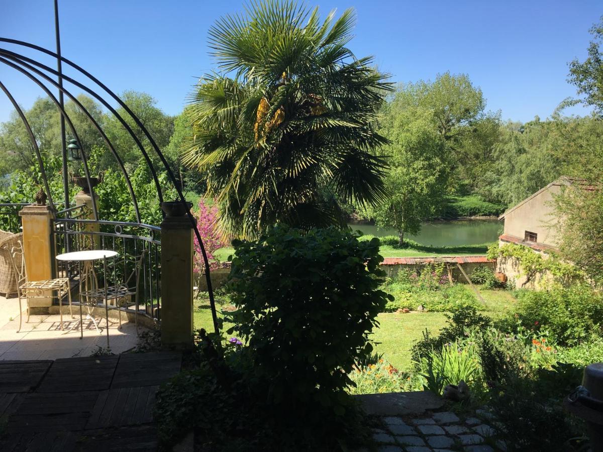 En Bord De Seine Bed & Breakfast Vetheuil Ngoại thất bức ảnh